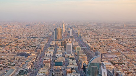 Magazine article aboutSaudi-market-grows-7-3-in-2025-but-profitability-plunges-40-amid-margin-pressures 